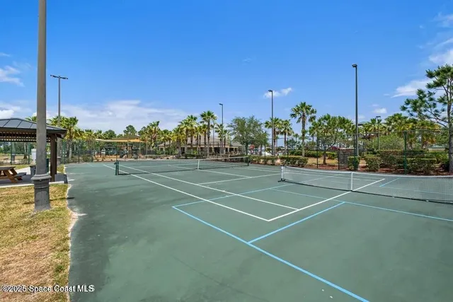 a view of a tennis court