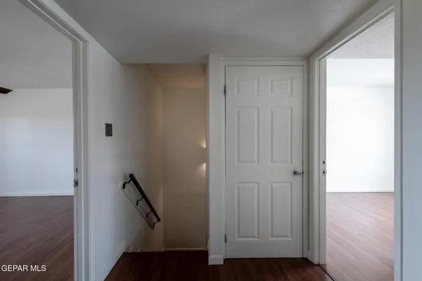 a view of entryway