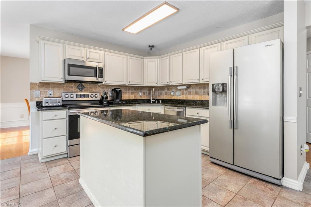 6115 High View Road Greensboro, NC 27410 - Photo 13 of 46 Gallery Image 13