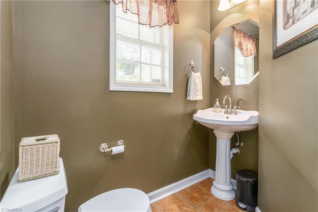 6115 High View Road Greensboro, NC 27410 - Photo 19 of 46 Gallery Image 19