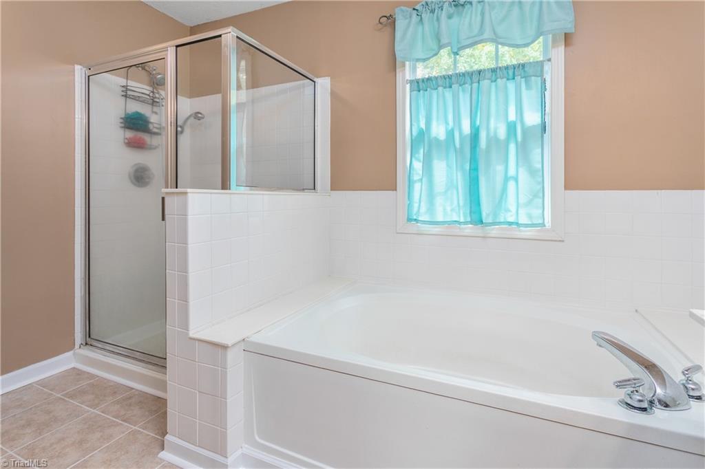 6115 High View Road Greensboro, NC 27410 - Photo 25 of 46 Gallery Image 25