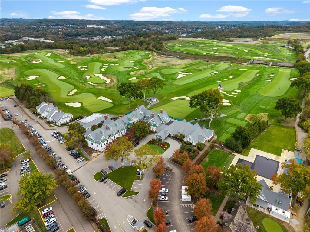 31 Huston Road Oakmont, PA 15139 - Photo 32 of 38 an aerial view of a houses with a yard