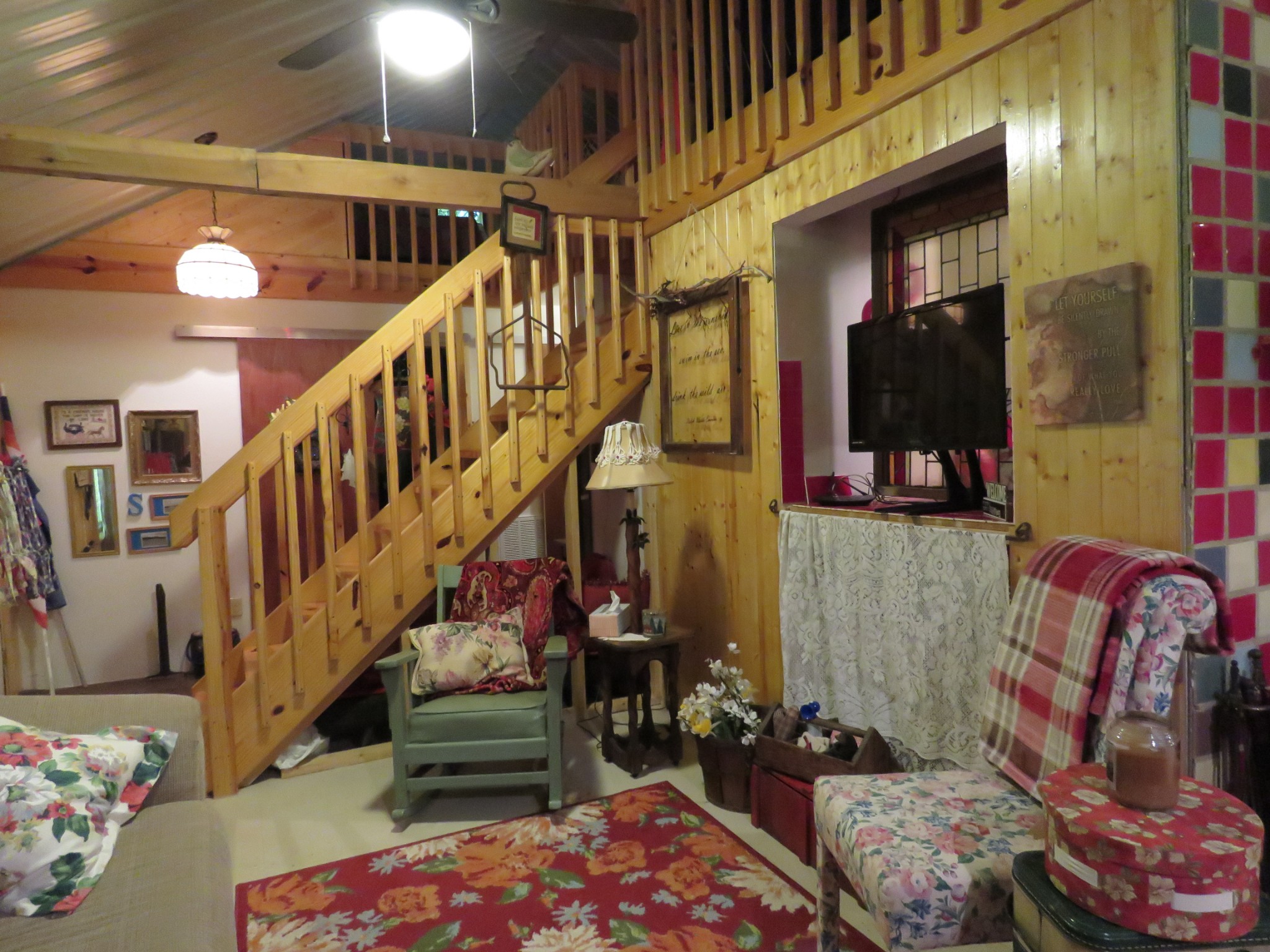 1181 Roughshod Hollow Road Byrdstown, TN 38549 - Photo 4 of 37 Gallery Image 4