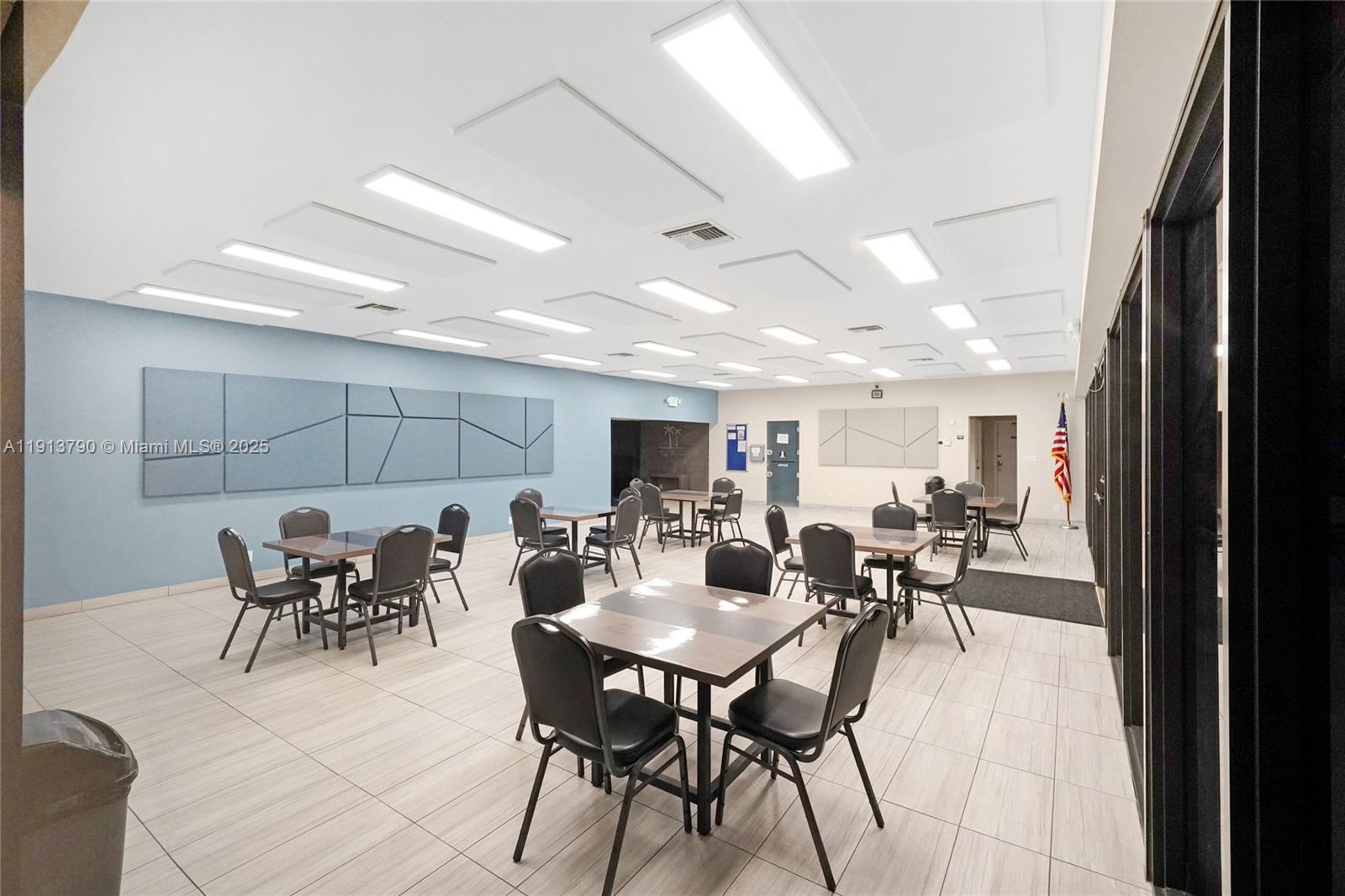 2430 DC Country Club Boulevard, Unit 6092 Deerfield Beach, FL 33442 - Photo 20 of 32 a view of a dining room with furniture