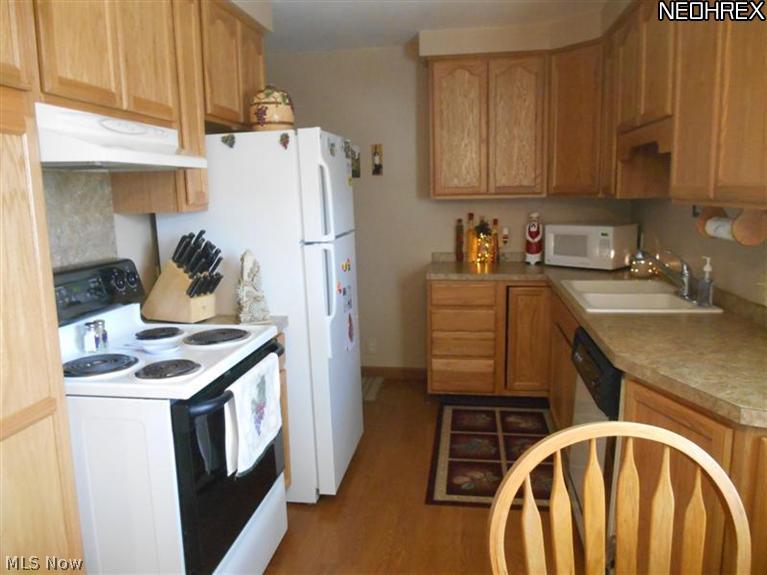 4926 Arbor Road Southwest Canton, OH 44710 - Photo 8 of 19 Gallery Image 8