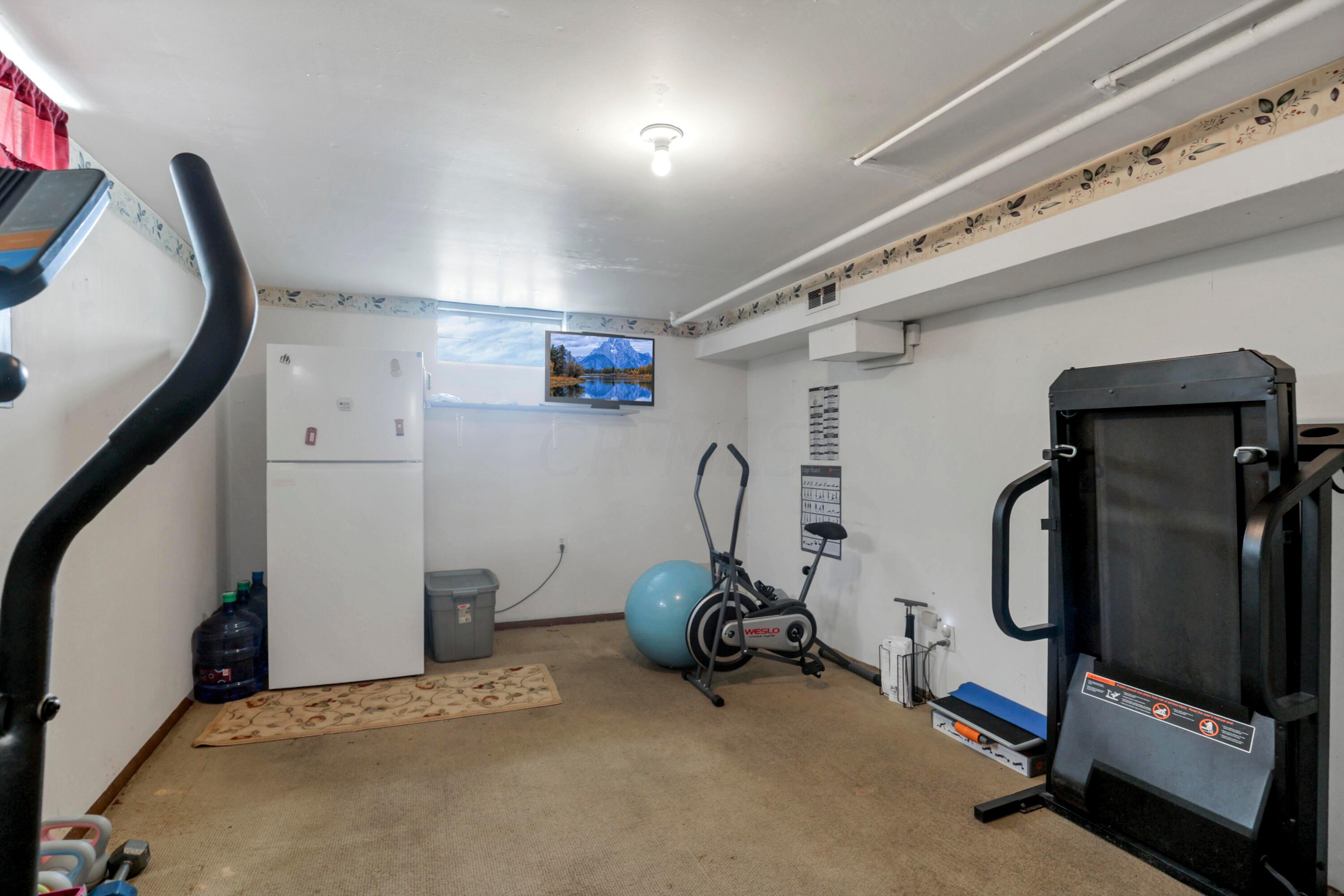 2835 Fleet Road Columbus, OH 43232 - Photo 26 of 37 Workout Room in Finished Basement