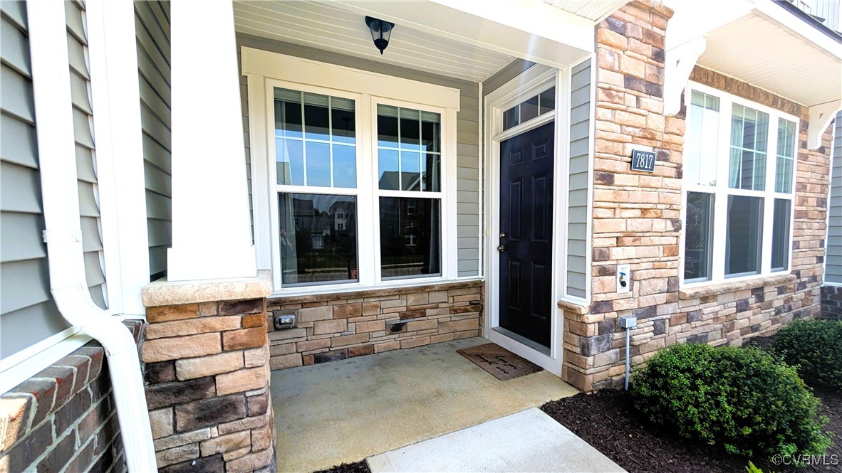 7817 Old Guild Road North Chesterfield, VA 23237 - Photo 3 of 44 Front stoop ready for those coffee mornings