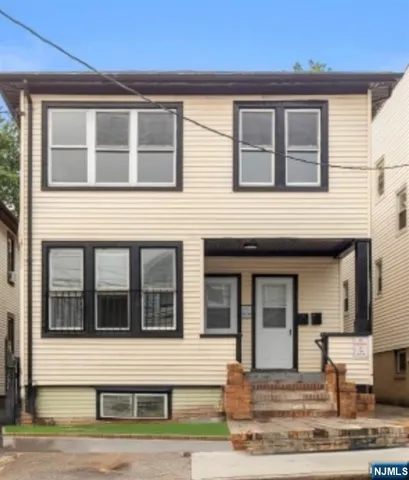 $2,000 | 44 Highland Terrace, Irvington, NJ 07111