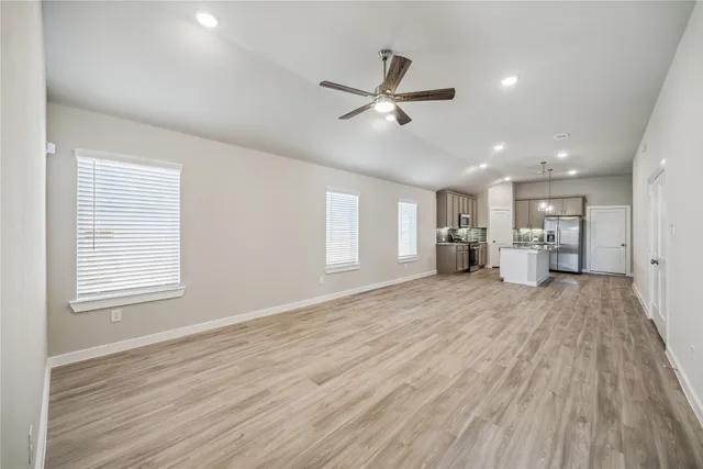 $2,500 | 21655 Wave Holw Drive, Cypress, TX 77433