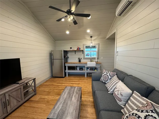 $22,625,000 | 7700 Farm To Market Road 500, San Saba, TX 76877