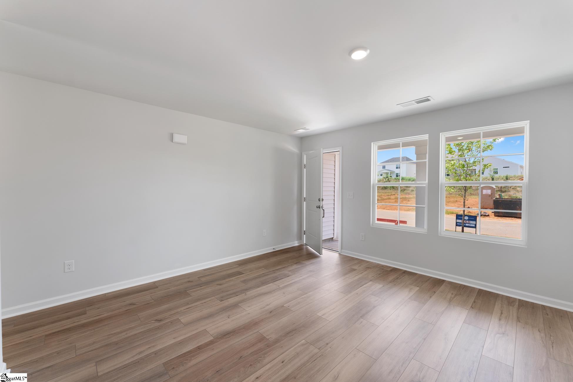 7082 Wingate Drive Inman, SC 29349 - Photo 5 of 32