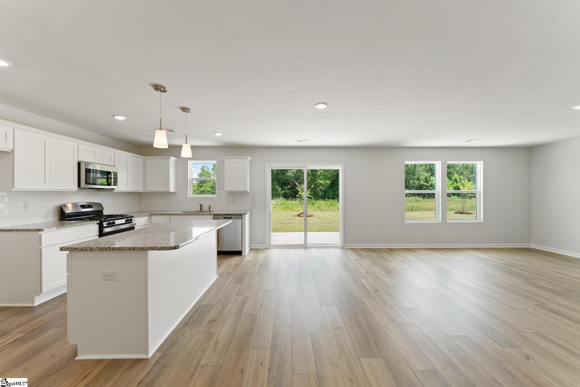 7082 Wingate Drive Inman, SC 29349 - Photo 7 of 32