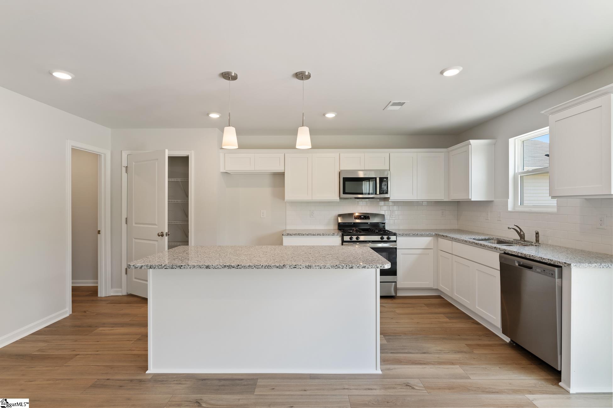 7082 Wingate Drive Inman, SC 29349 - Photo 9 of 32