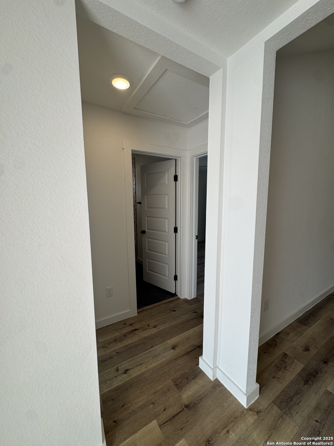 913 Olive Street Jourdanton, TX 78026 - Photo 4 of 24