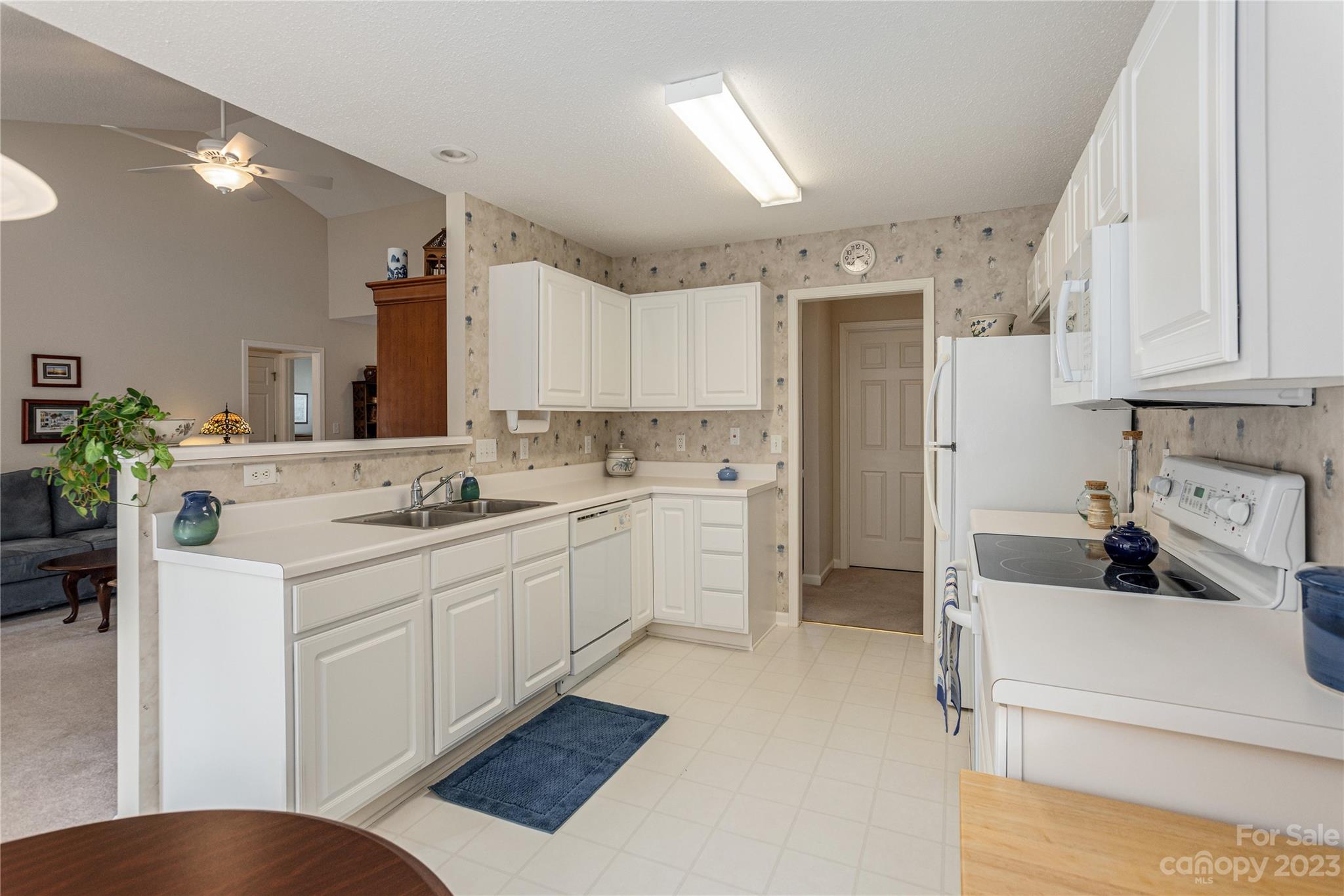 47 Misty Valley Road Fletcher, NC 28732 - Photo 8 of 20 Gallery Image 8