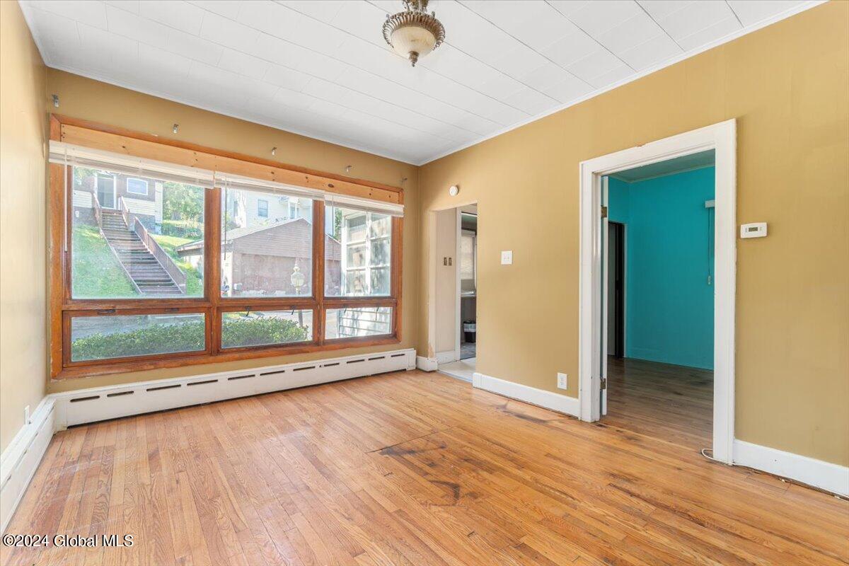 21 Boght Road Colonie, NY 12189 - Photo 3 of 30 28-DSC07525