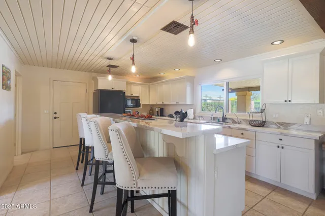 $6,000 | 10825 North 85th Place, Unit 1, Scottsdale, AZ 85260