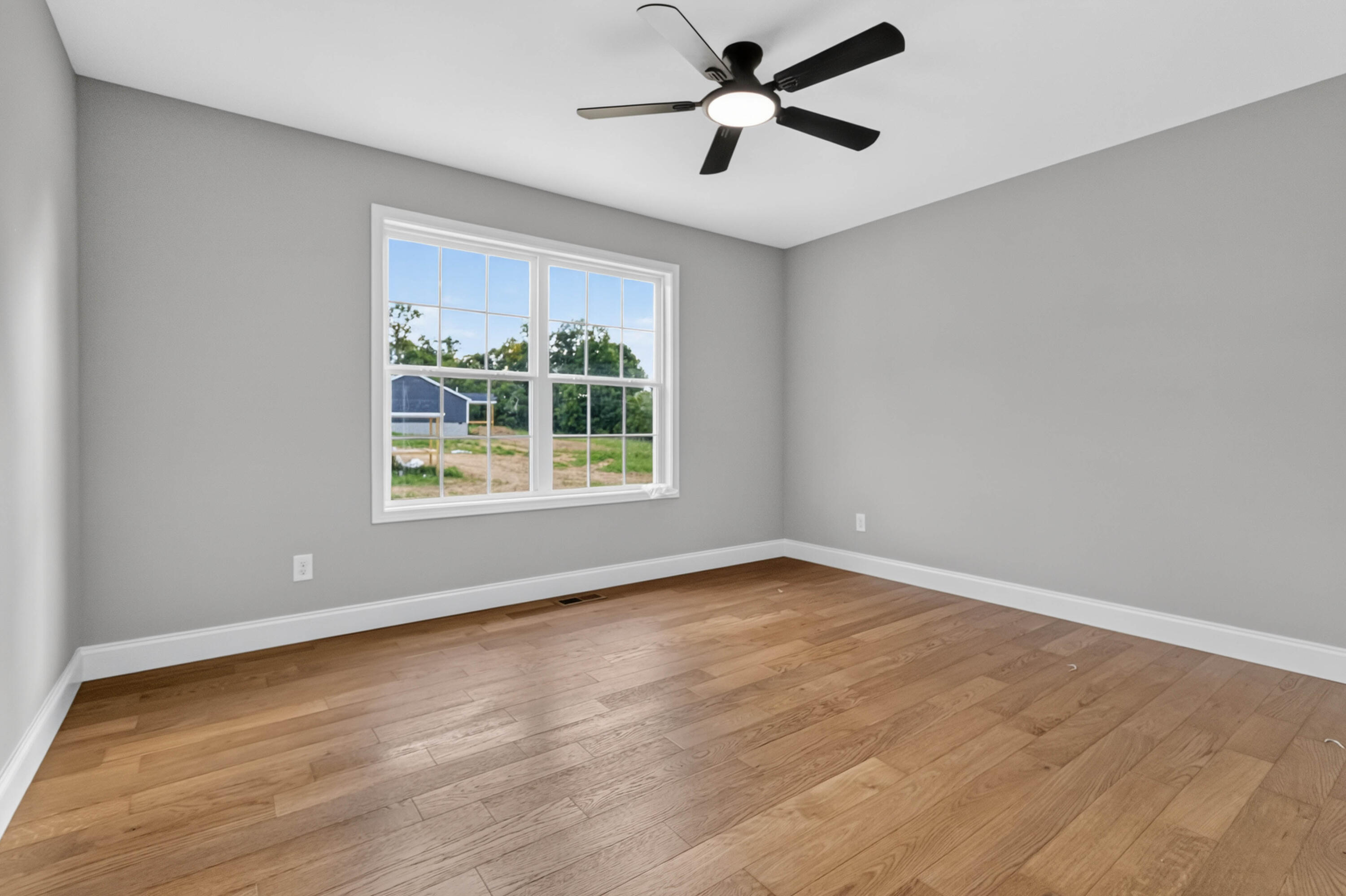 643 Pleasant View Road London, KY 40744 - Photo 24 of 31 024