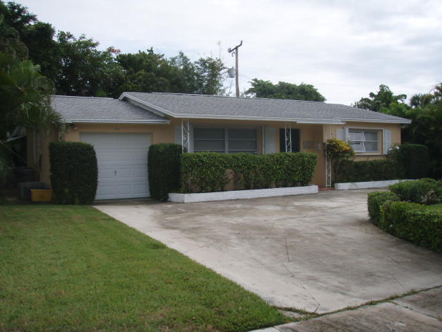 251 Bunker Ranch Road West Palm Beach, FL 33405 - Photo 1 of 18 Front View