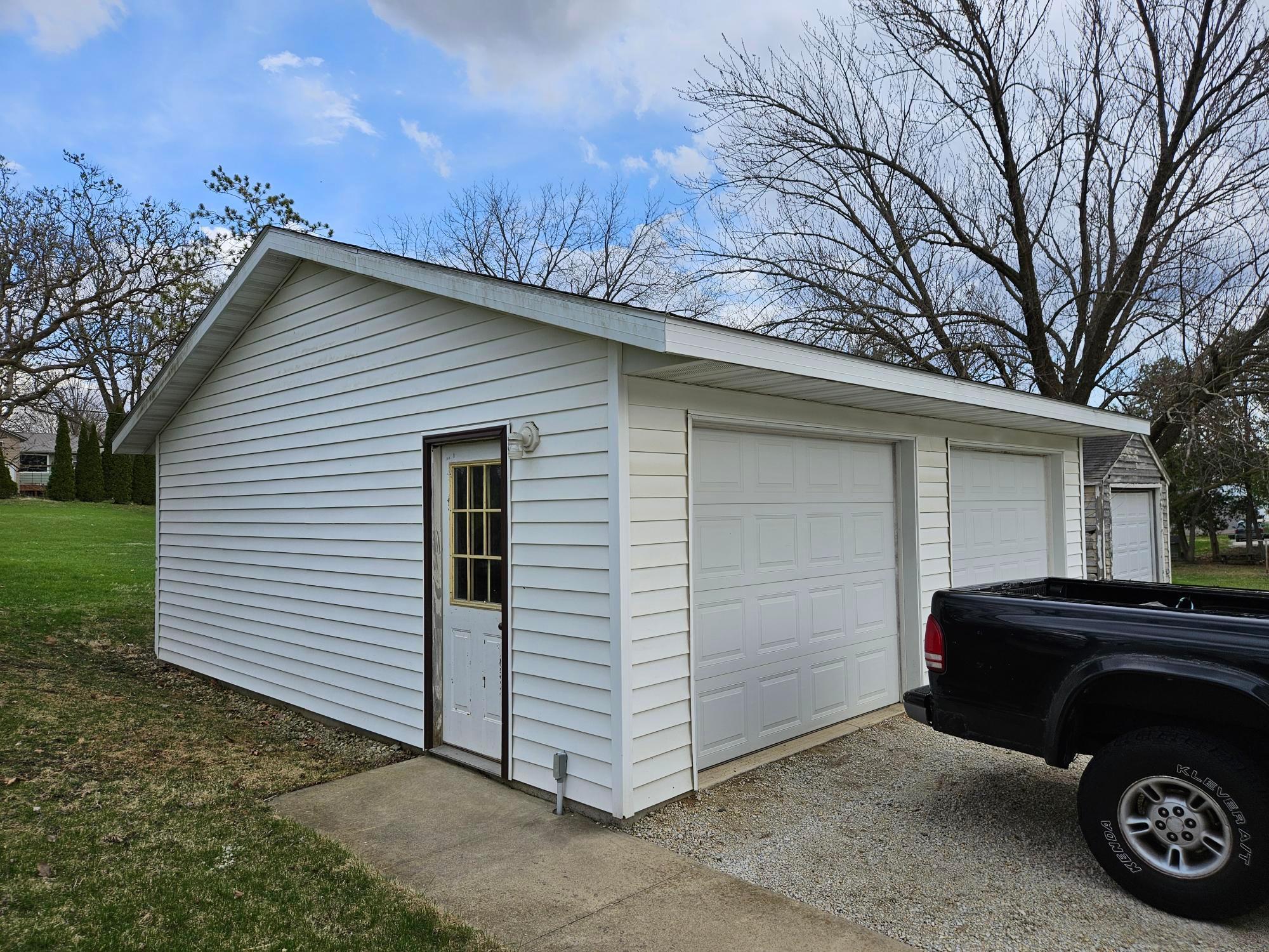 517 Warren Avenue Spring Valley, MN 55975 - Photo 6 of 29