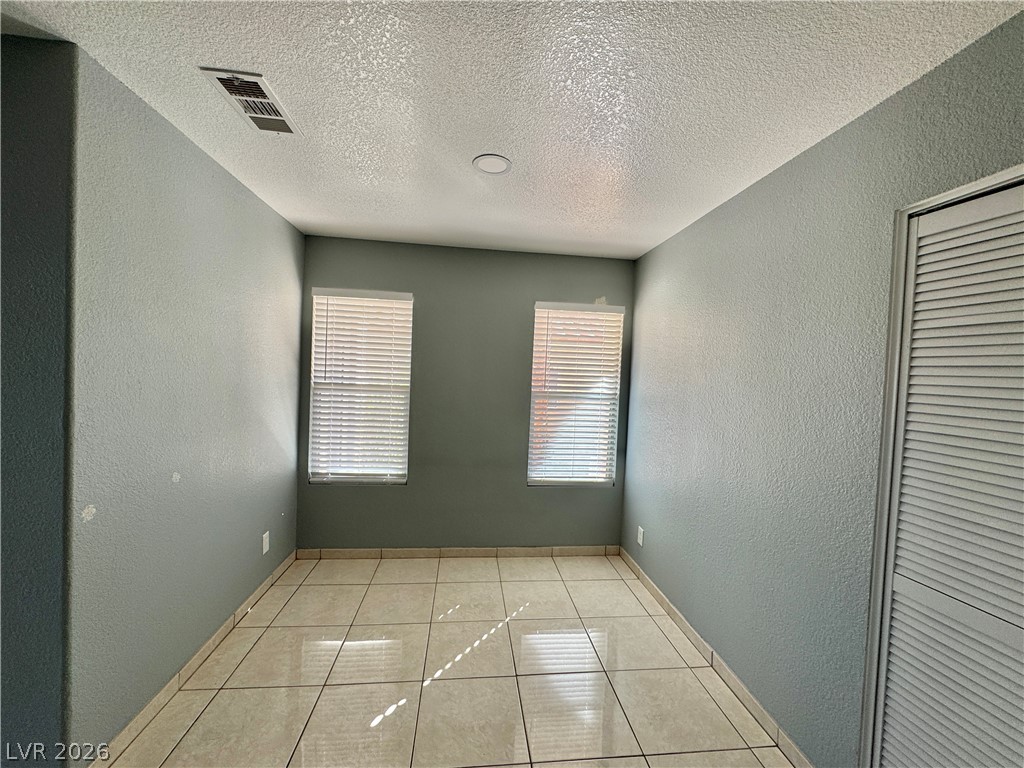 8312 Maplestar Road Las Vegas, NV 89128 - Photo 16 of 37 Dinning Room