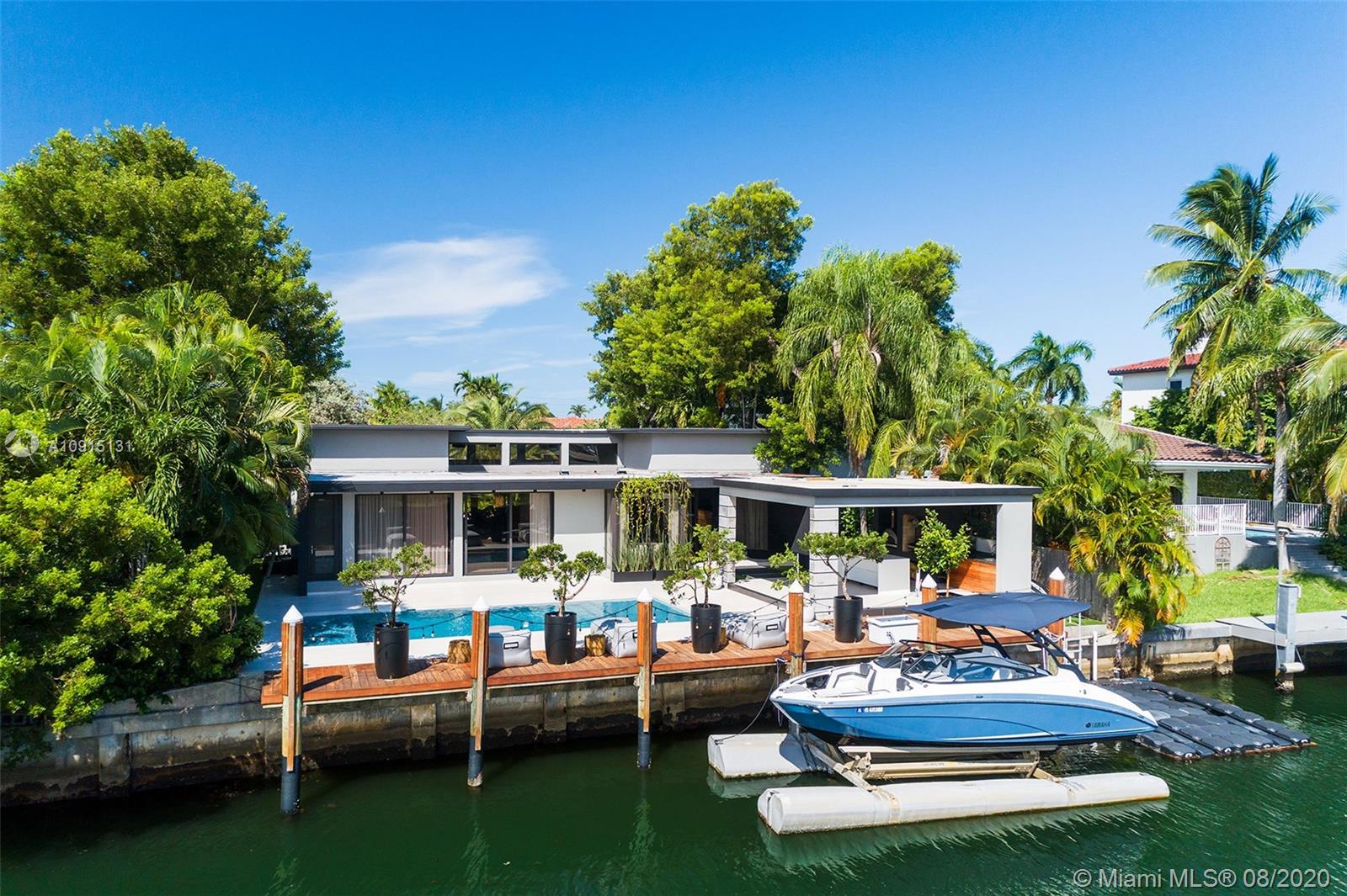 1920 Northeast 119th Road North Miami, FL 33181 - Photo 31 of 35 Gallery Image 31