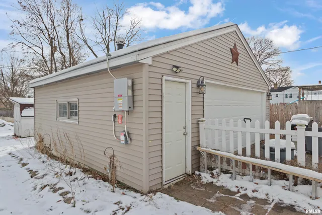 $159,900 | 618 North 2nd Street, Chillicothe, IL 61523