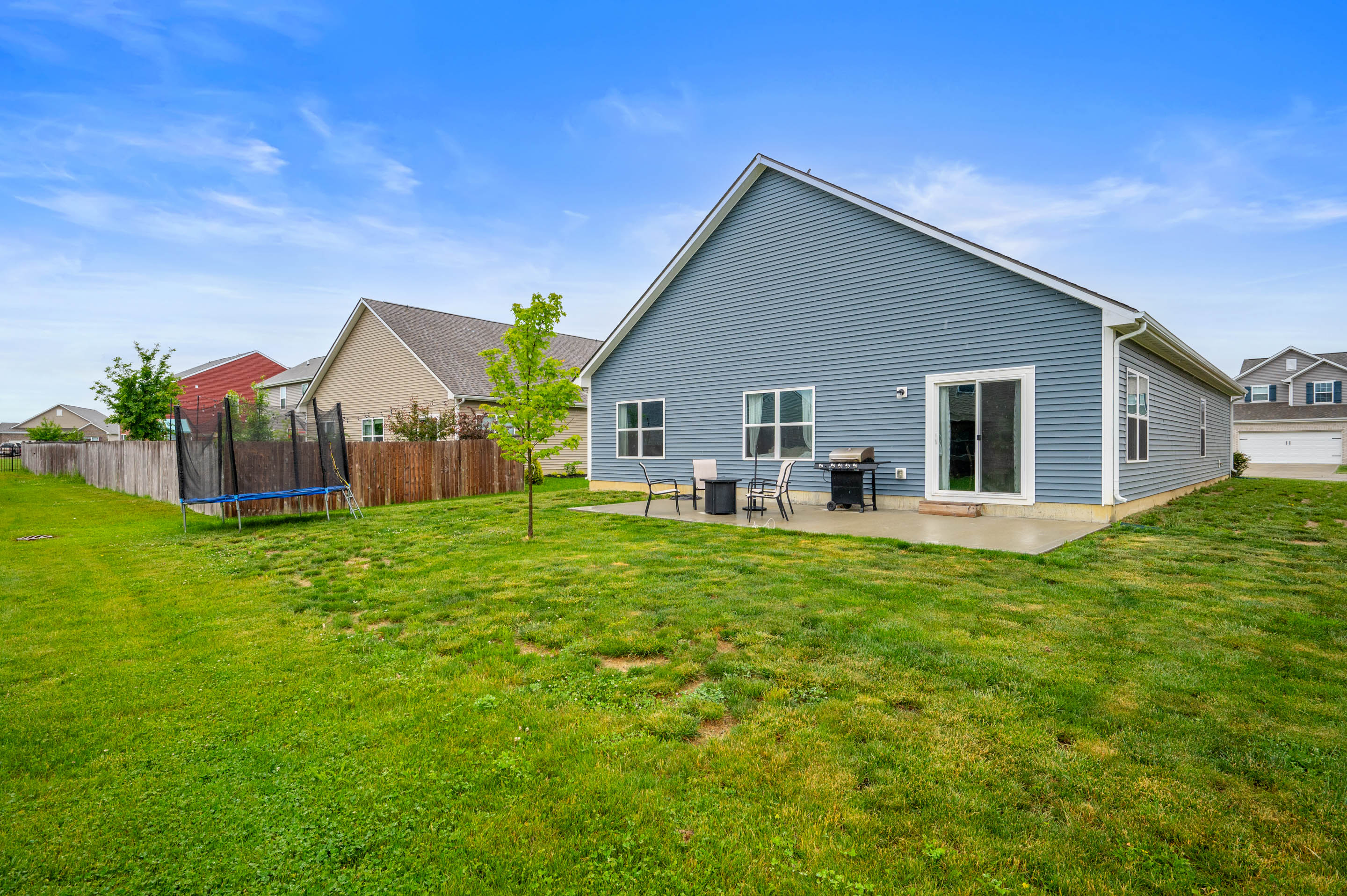 6613 Mayapple Drive Pendleton, IN 46064 - Photo 3 of 23