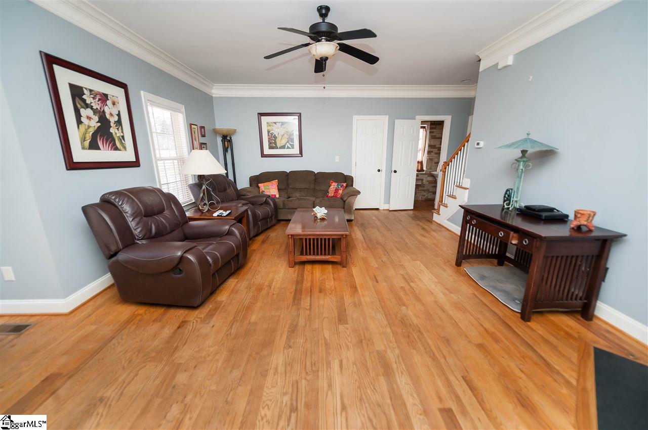 9 Caperton Way Greer, SC 29651 - Photo 2 of 36 Gallery Image 2