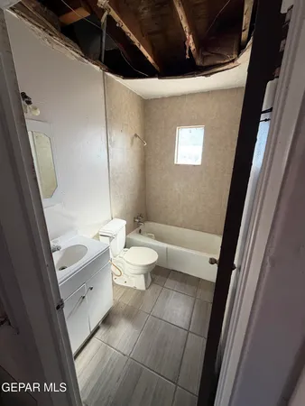 a view of a outdoor space