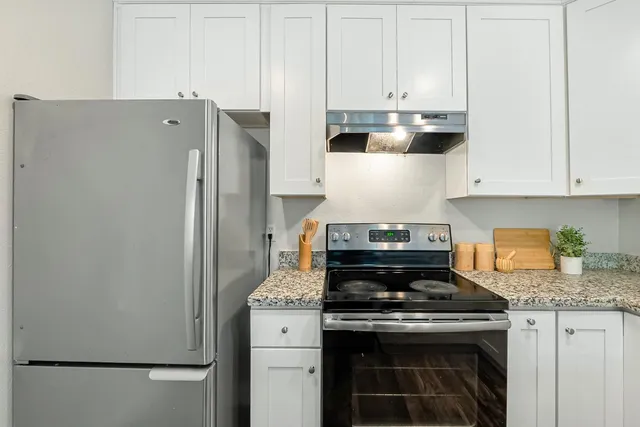 $615,000 | 310 Tradewinds Drive, Unit 8, San Jose, CA 95123