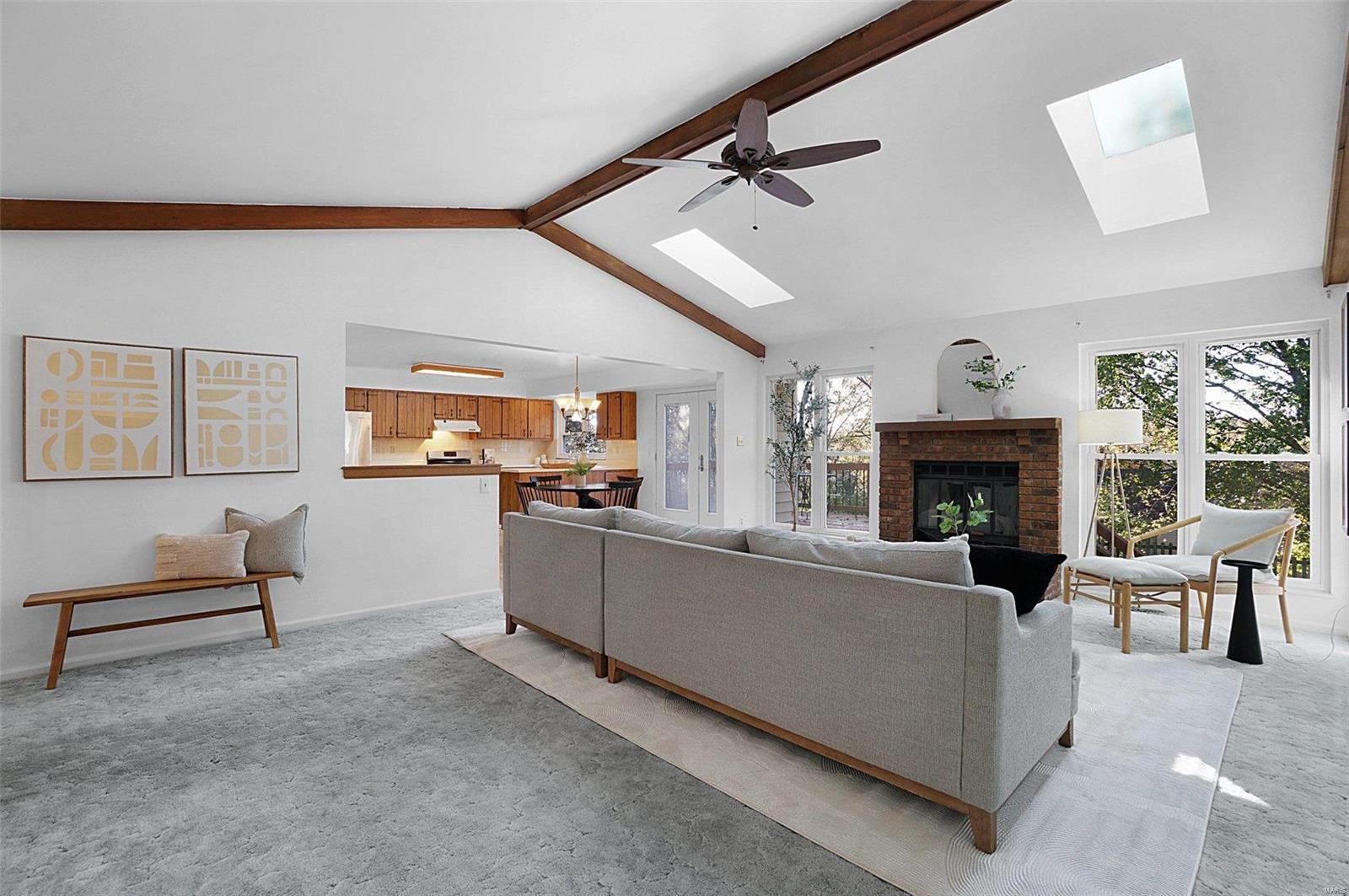 4589 Gregory Gerard Drive St. Charles, MO 63304 - Photo 4 of 32