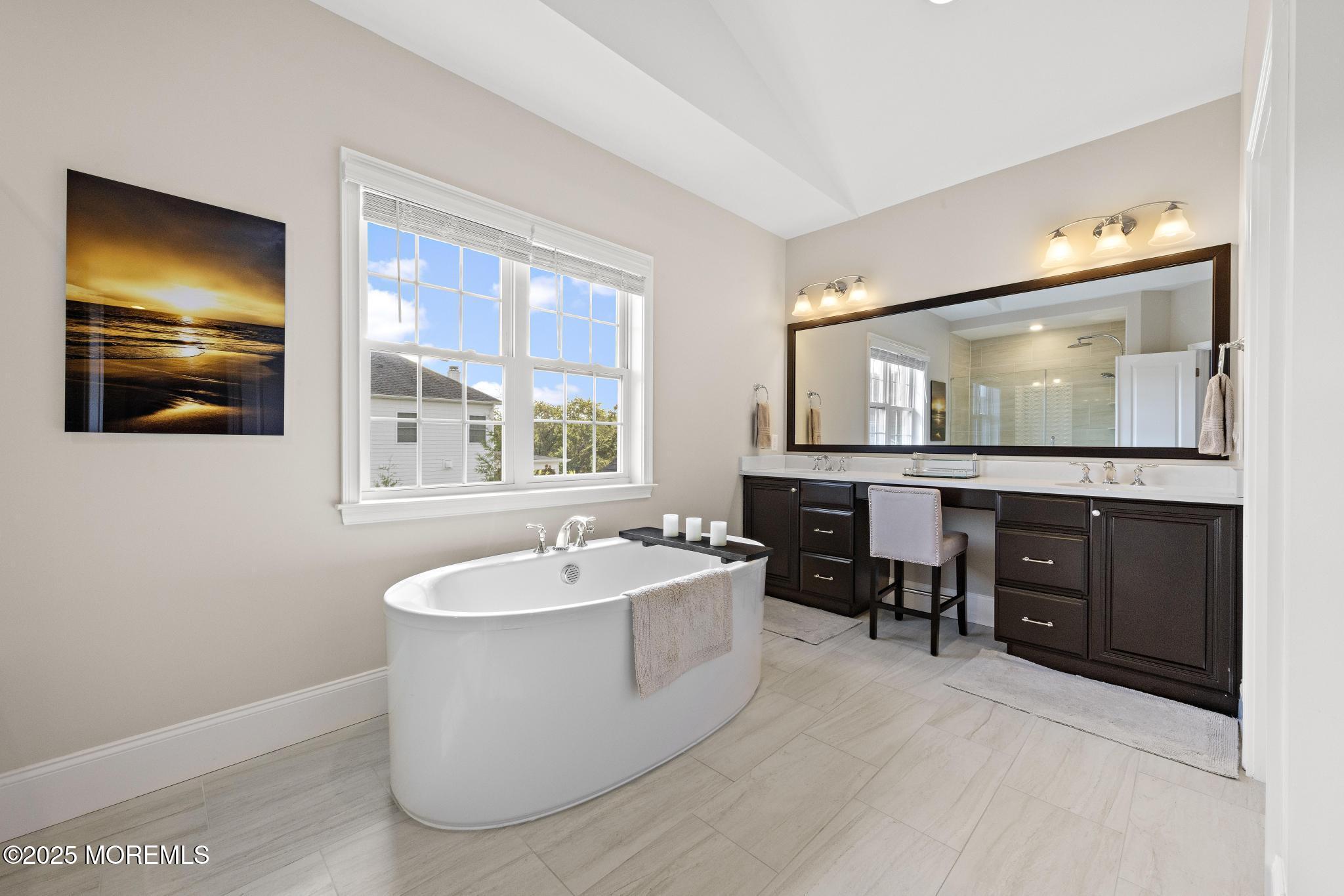 45 Windermere Road Lincroft, NJ 07738 - Photo 32 of 68 45 Windermere Rd (42)