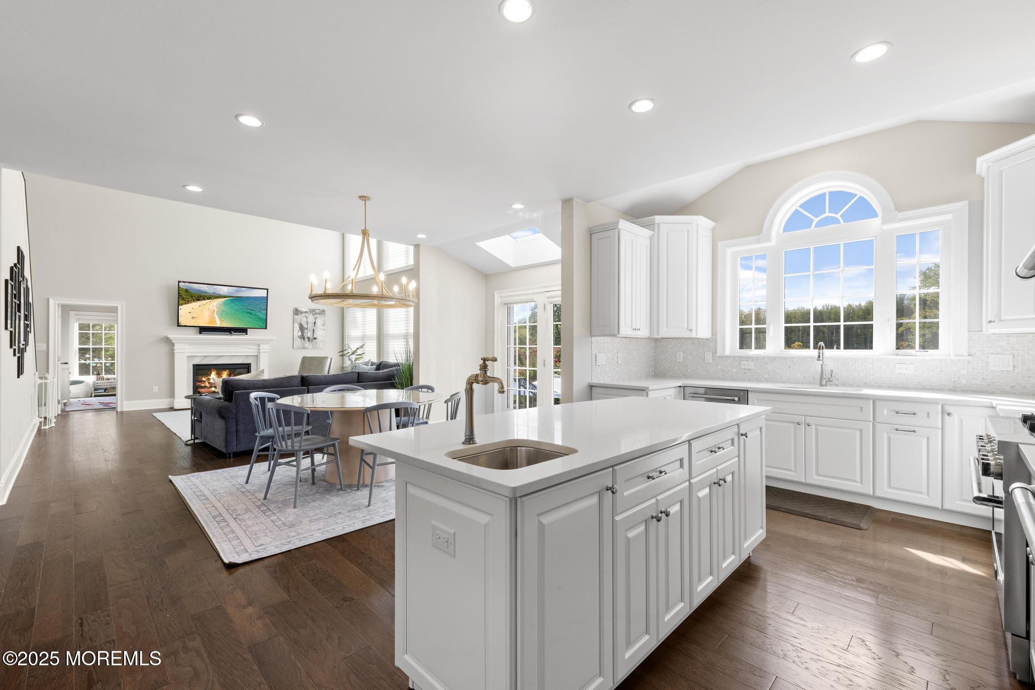 45 Windermere Road Lincroft, NJ 07738 - Photo 8 of 68 45 Windermere Rd (24)