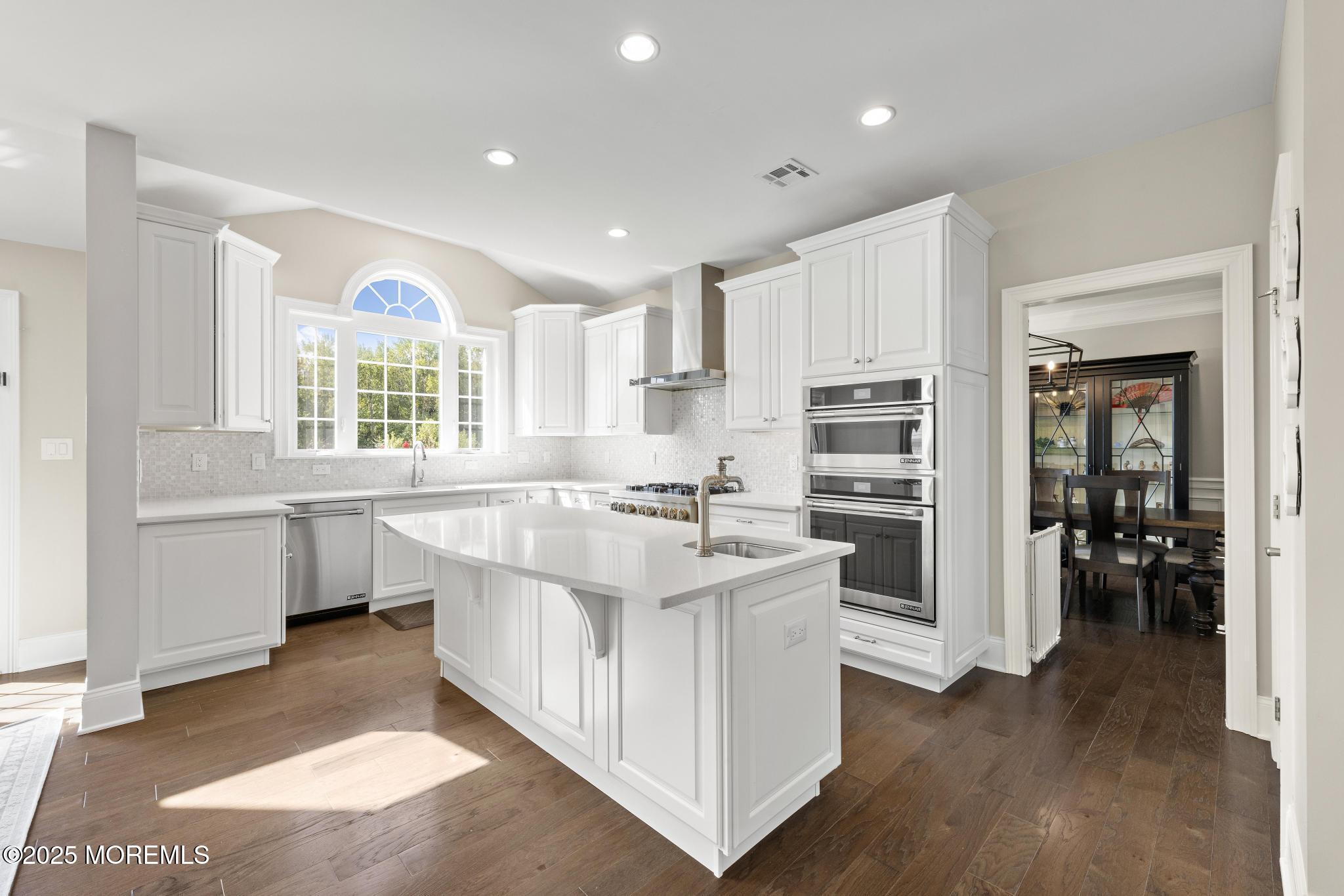 45 Windermere Road Lincroft, NJ 07738 - Photo 10 of 68 45 Windermere Rd (23)