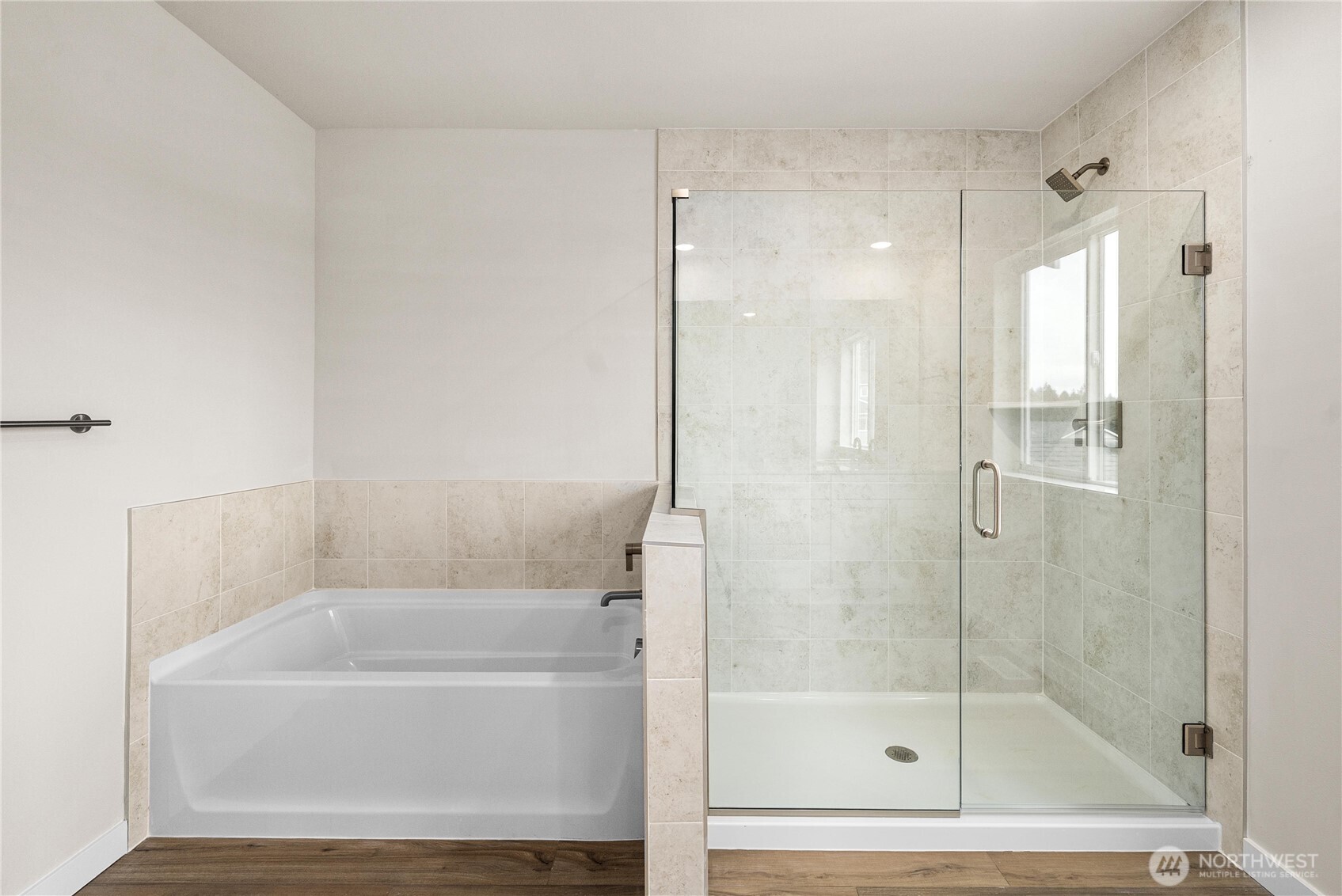 5904 Trce Drive Southwest Port Orchard, WA 98367 - Photo 20 of 29 a bathroom with a bathtub and a shower