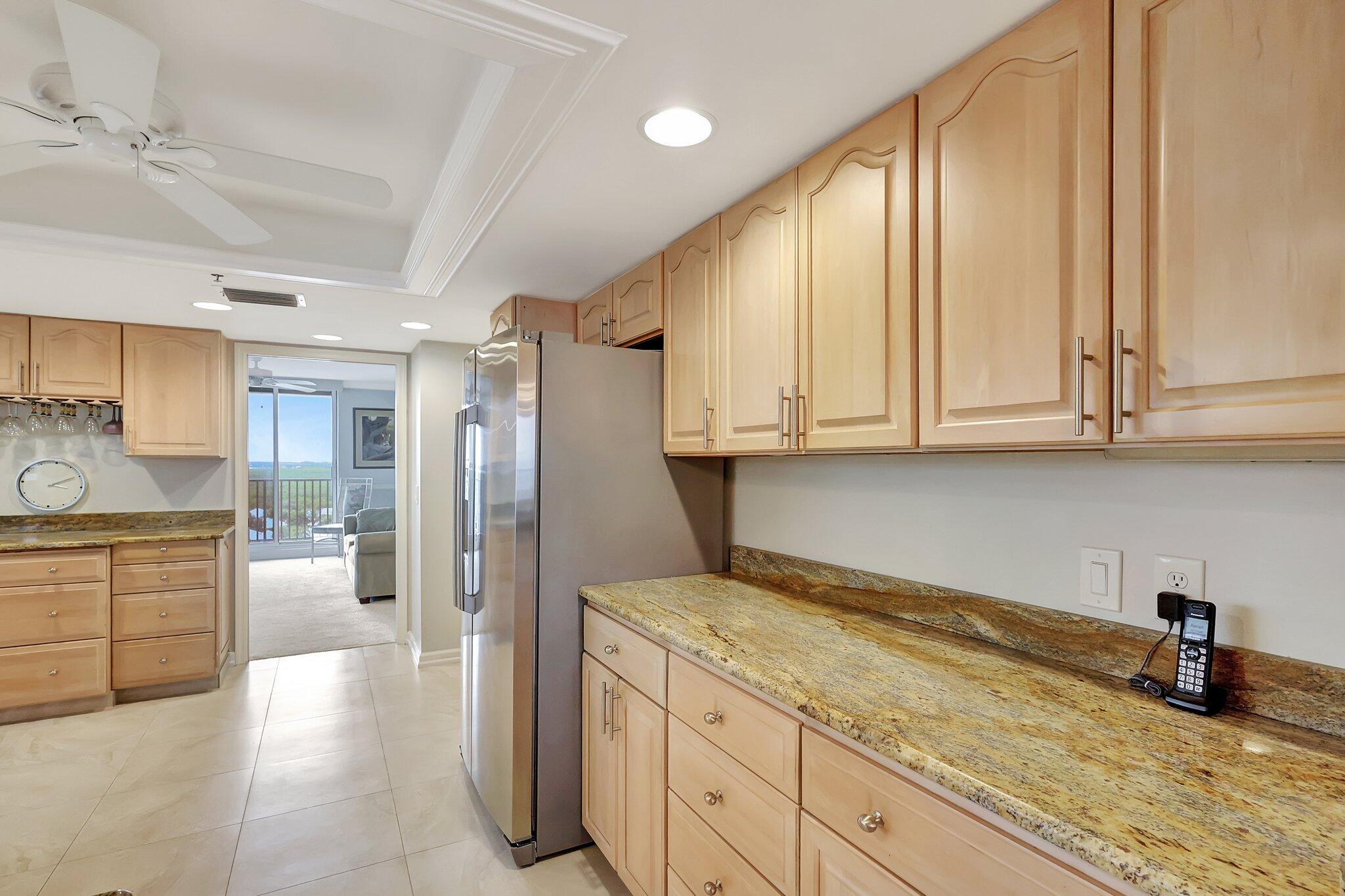 4000 North Hwy A1A, Unit 1002 Hutchinson Island, FL 34949 - Photo 25 of 61 51-web-or-mls-5P1A8329