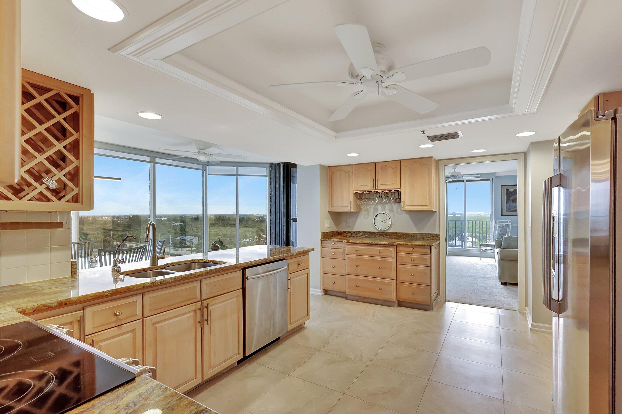 4000 North Hwy A1A, Unit 1002 Hutchinson Island, FL 34949 - Photo 27 of 61 50-web-or-mls-5P1A8324