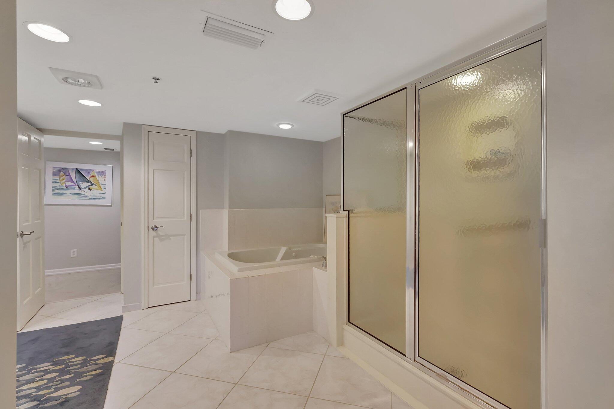 4000 North Hwy A1A, Unit 1002 Hutchinson Island, FL 34949 - Photo 31 of 61 59-web-or-mls-5P1A8369