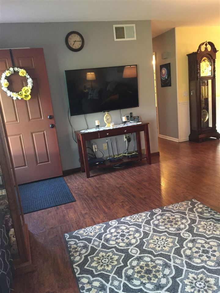 6474 Elms Road Swartz Creek, MI 48473 - Photo 9 of 55 31326208-8.JPG
