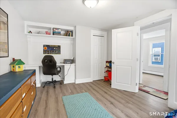$239,900 | 67 Pomfret Street, Putnam, CT 06260