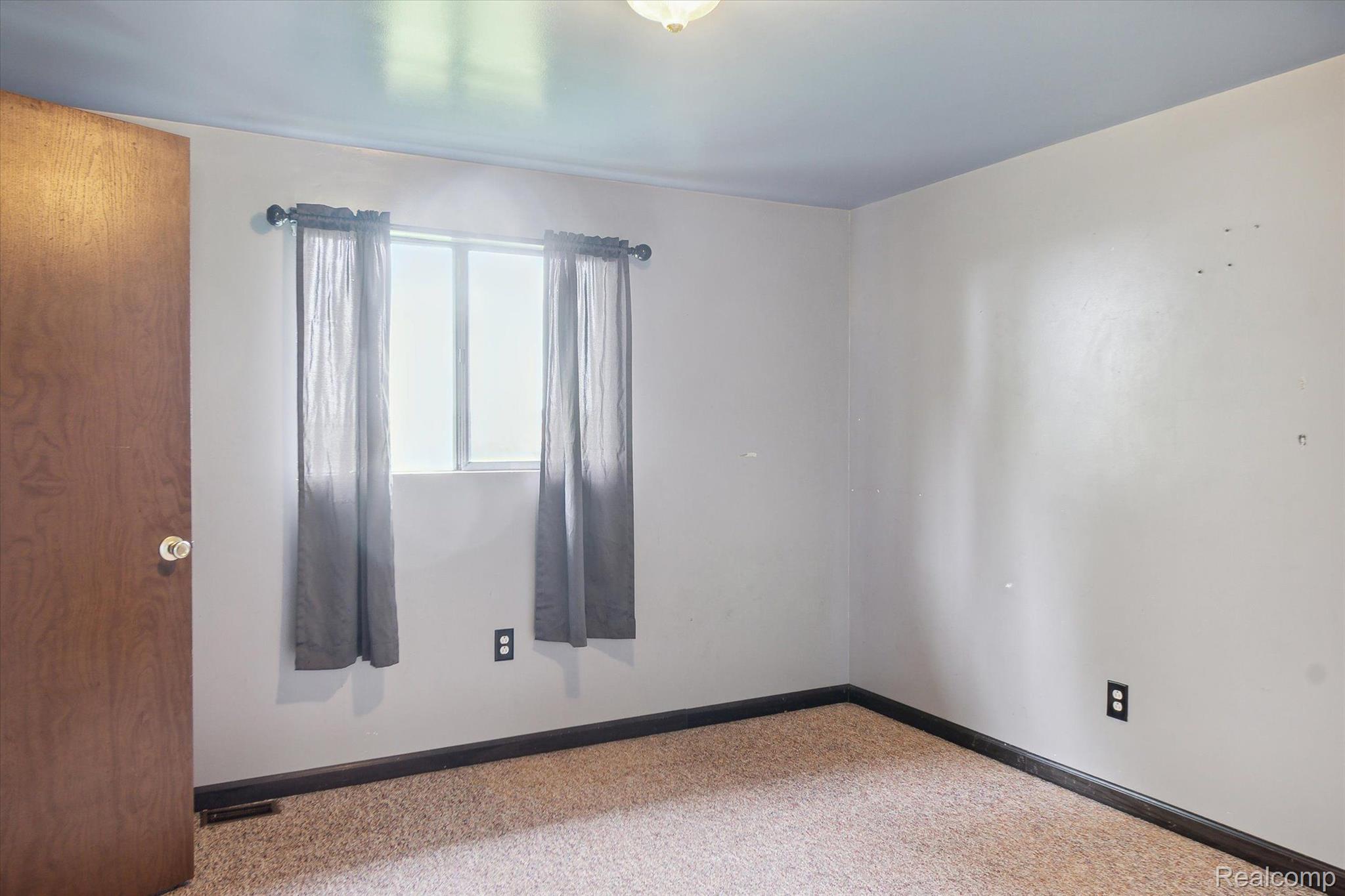 4925 Dixon Road Caro, MI 48723 - Photo 29 of 40 Gallery Image 29