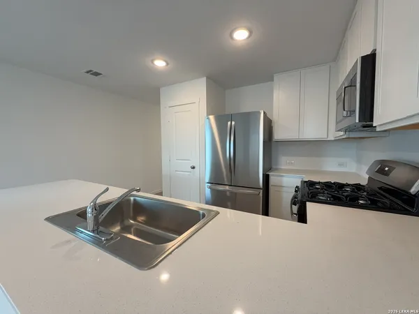 $1,550 | 3919 Eldorado, New Braunfels, TX 78130