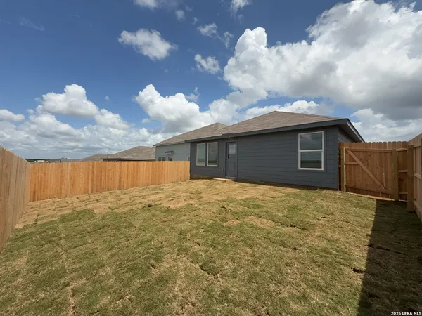 $1,550 | 3919 Eldorado, New Braunfels, TX 78130