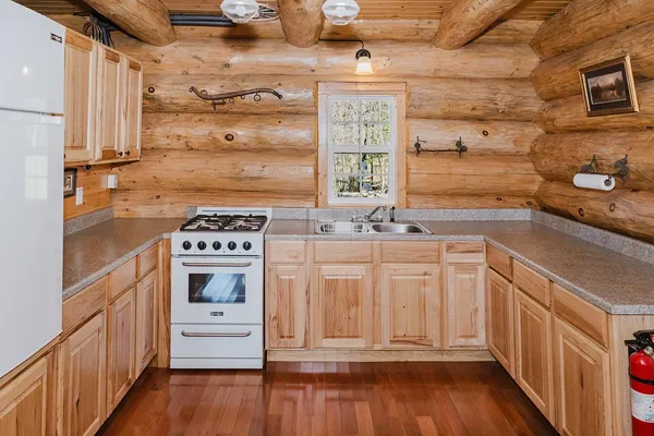 $399,900 | 20008 County 84, Akeley, MN 56433