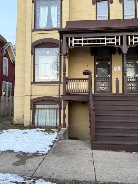 71 Park Row, Unit 71 Elgin, IL 60120 - Photo 2 of 25