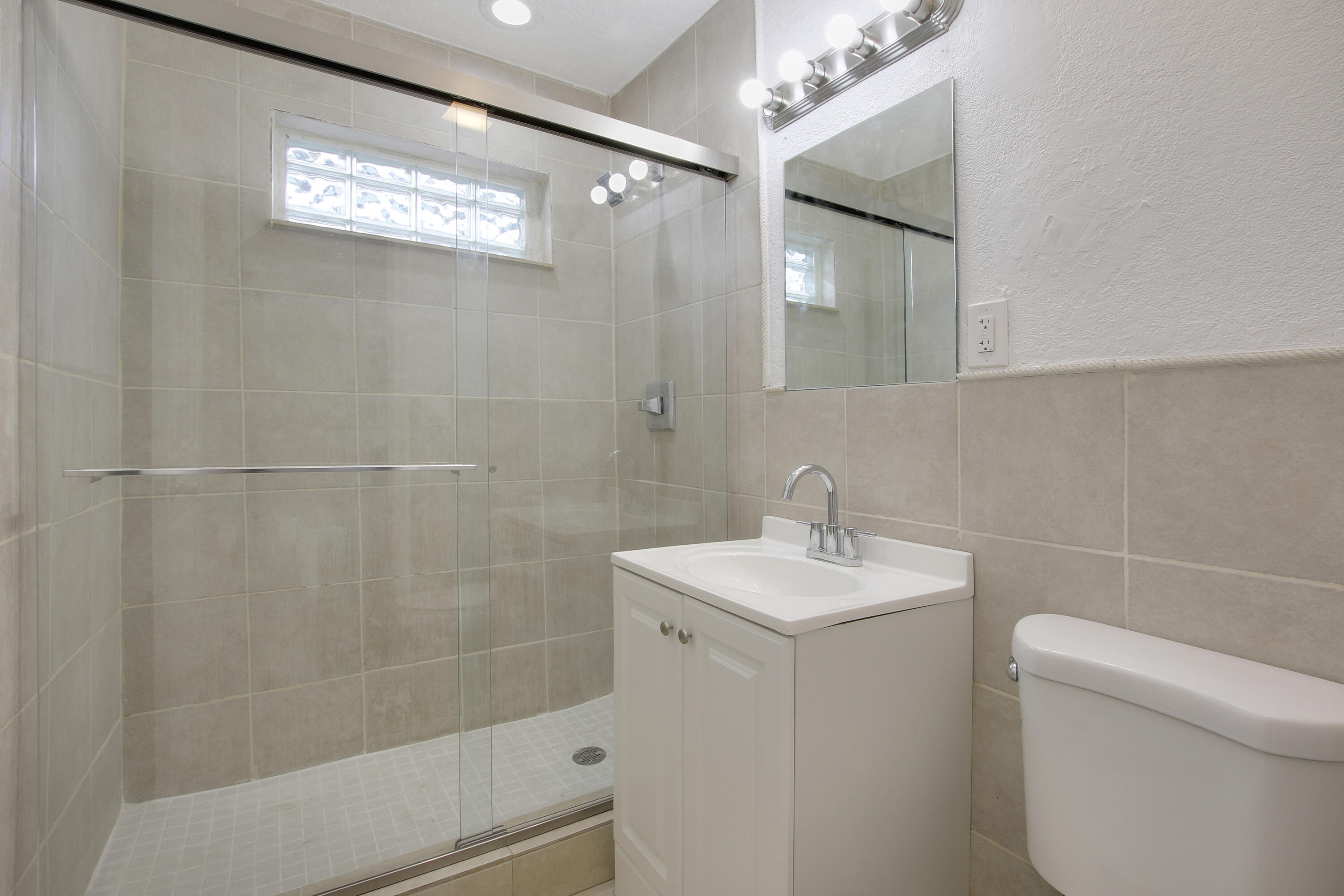725 Cherry Road West Palm Beach, FL 33409 - Photo 15 of 15 House-99