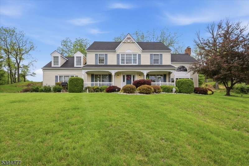 42 Copper Penny Road Flemington, NJ 08822 - Photo 2 of 39 a front view of a house with garden