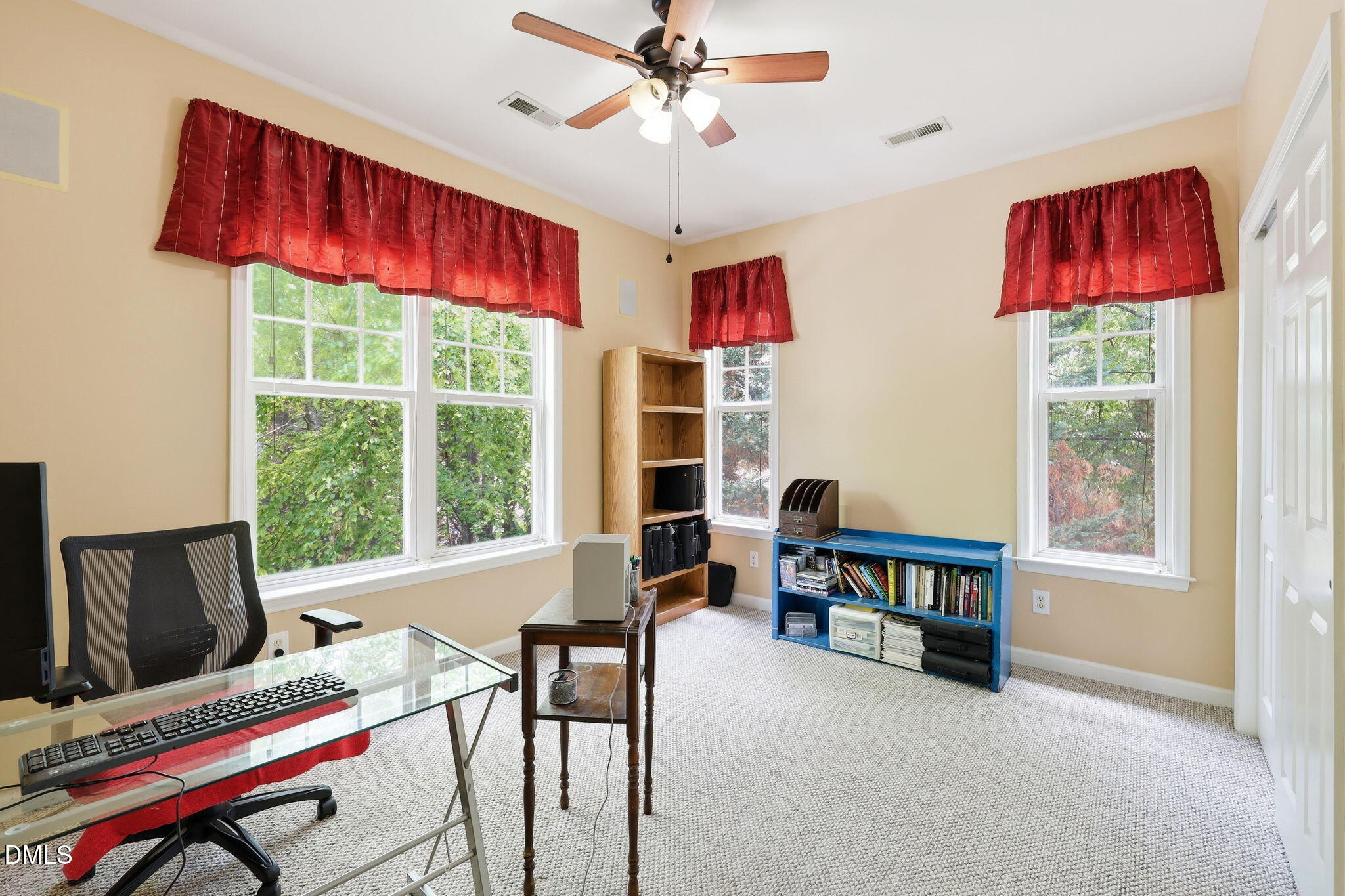1710 Tiffany Bay Court, Unit 302 Raleigh, NC 27609 - Photo 27 of 38
