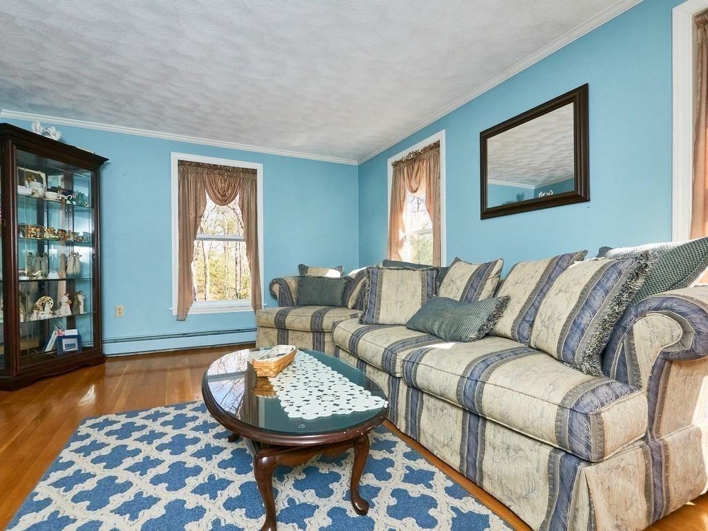 160 Andover Road Billerica, MA 01821 - Photo 10 of 32 Gallery Image 10